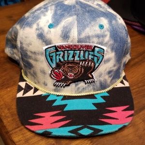 Custom Mitchell &Ness Vancouver Grizzlies Snapback